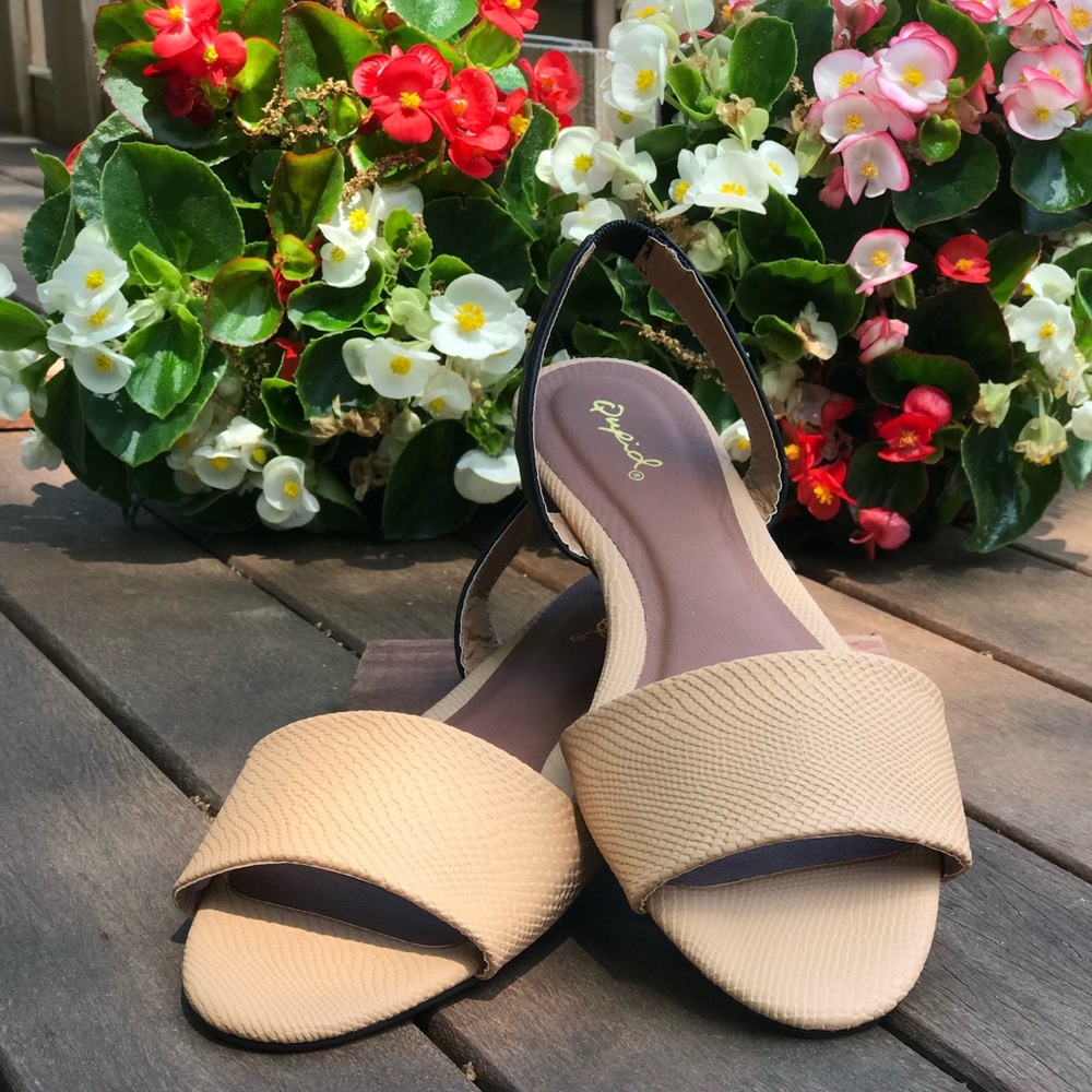Toffee and Black Sling Back Sandals